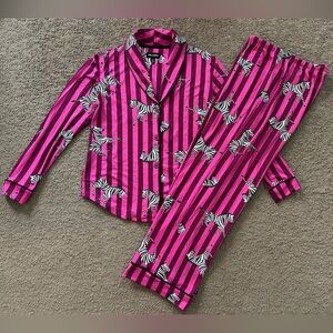 Room Service Women’s Zebra Stripe Pink Flannel Pajama Set Size S